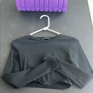 Zara Black Long Sleeve Crop Top. Size Medium